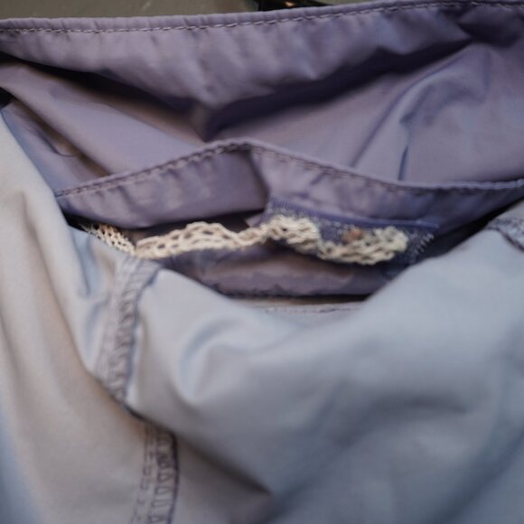 Columbia Womens Switchback III Roll-up Hood Rain Jacket in New Moon Size Medium - Picture 8 of 10